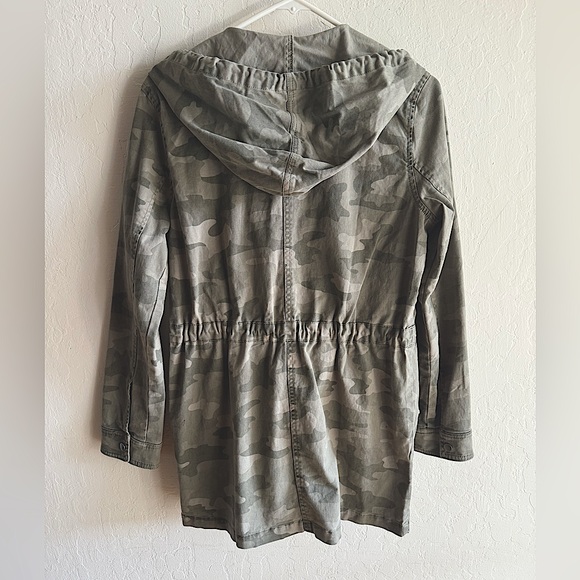 LUCKY BRAND ( NWT ) Olive Green Camo Hooded Jacket - Picture 4 of 13